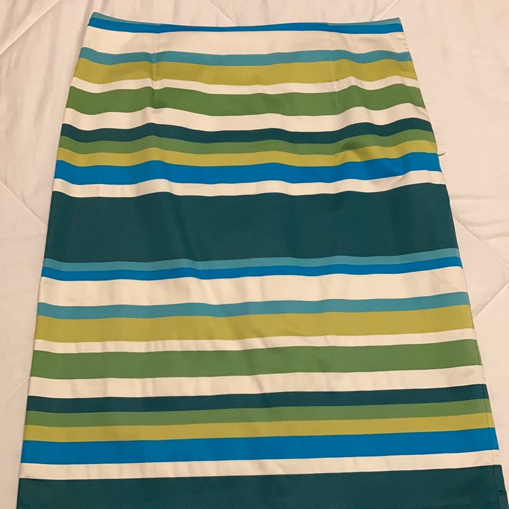 Never worn multi color skirt!
